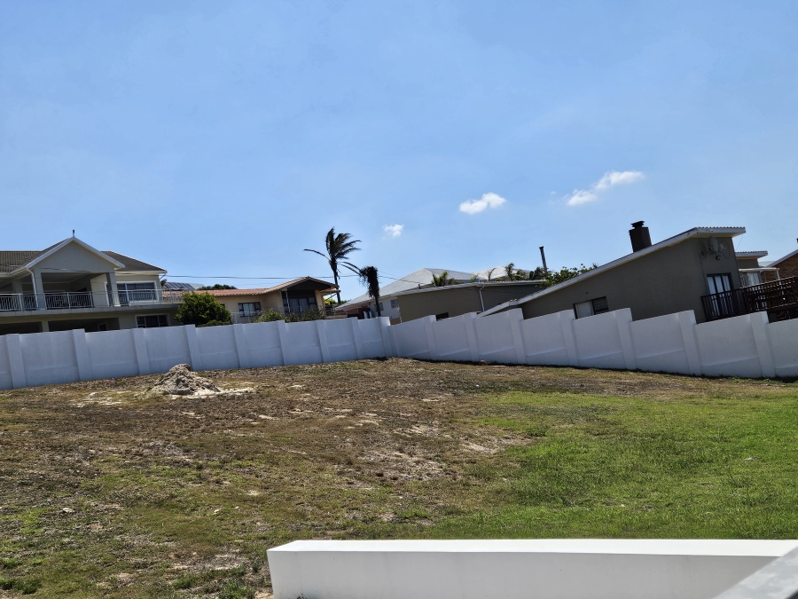 0 Bedroom Property for Sale in Wavecrest Eastern Cape